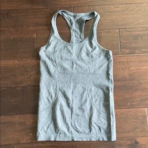 Gray lululemon tank - Sz 4